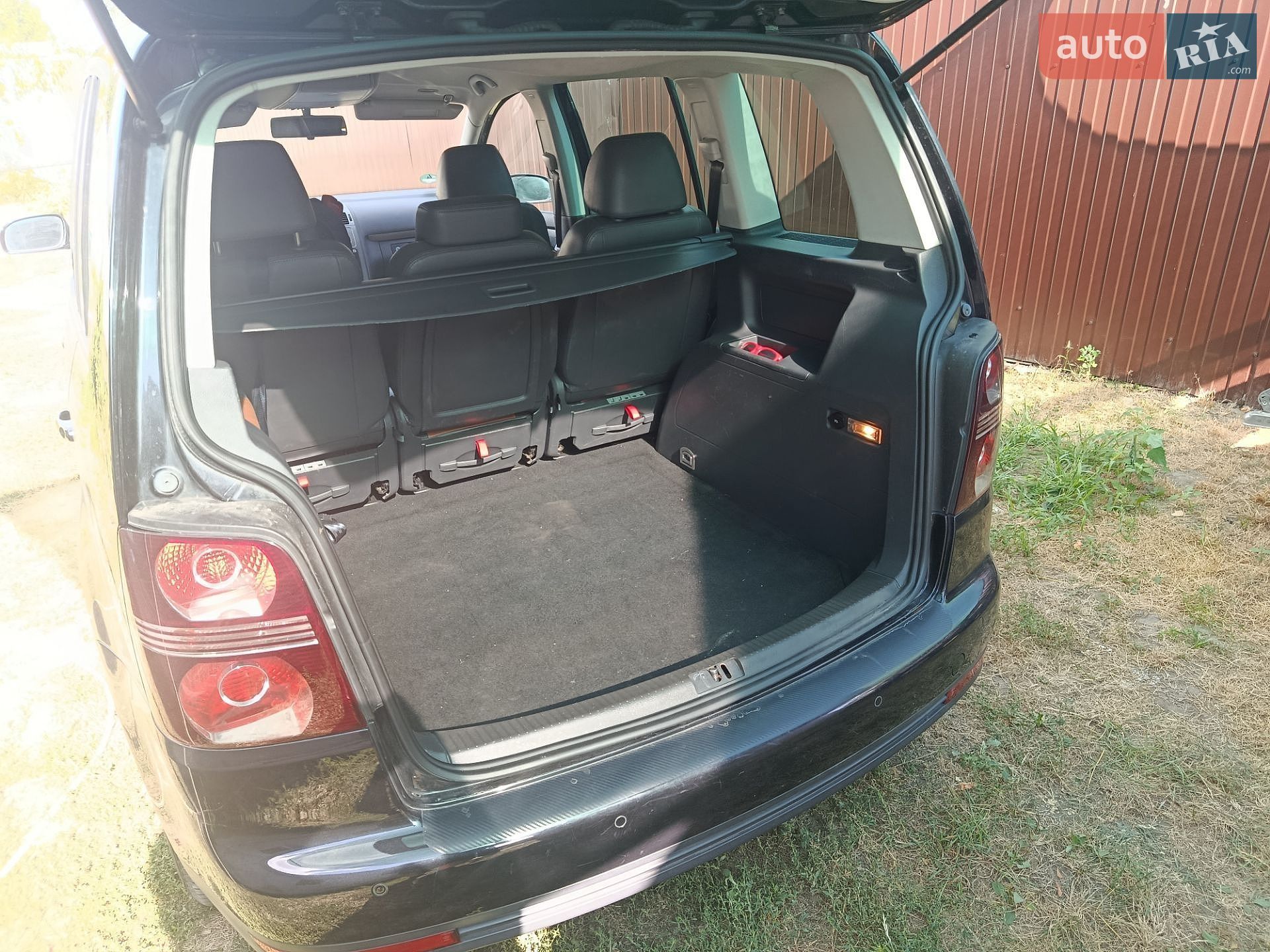 Volkswagen Touran 2007 VIN WVGZZZ1TZ7W031176 фото оголошення 4 з 12