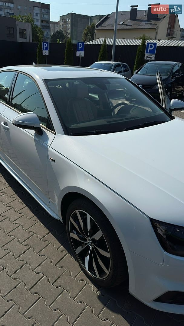 Audi A4 2018 VIN WAUDNAF41JA131191 фото оголошення 5 з 30
