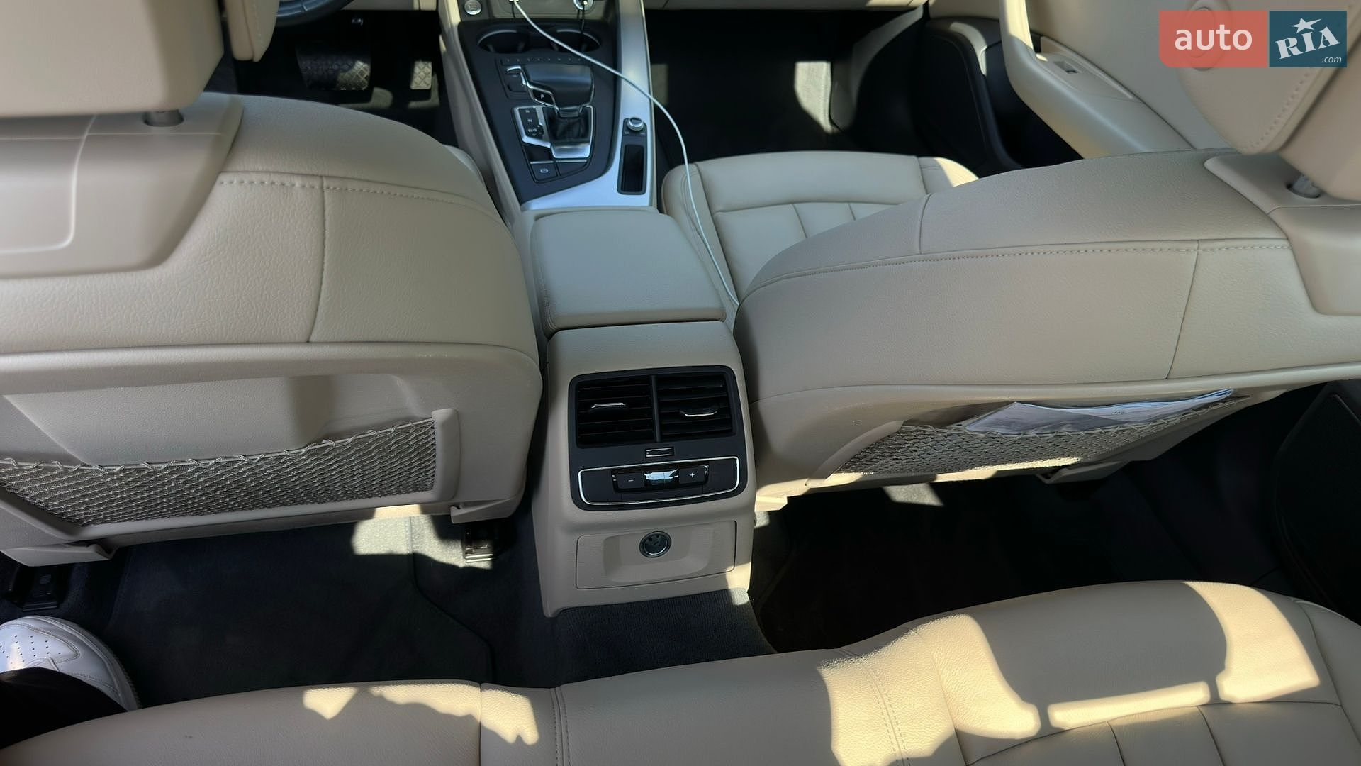 Audi A4 2018 VIN WAUDNAF41JA131191 фото оголошення 22 з 30