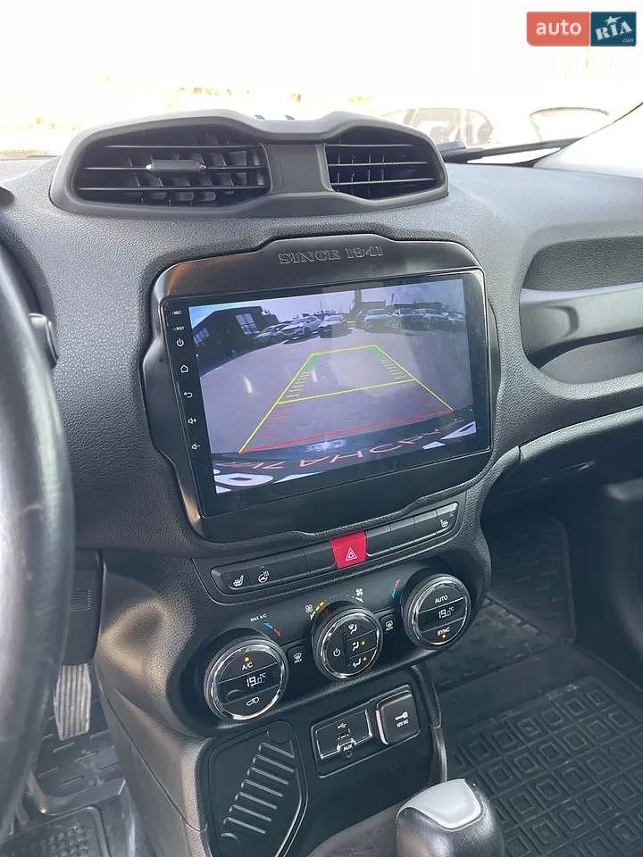 Jeep Renegade 2015 VIN ZACCJADT4FPC14688 фото оголошення 19 з 29