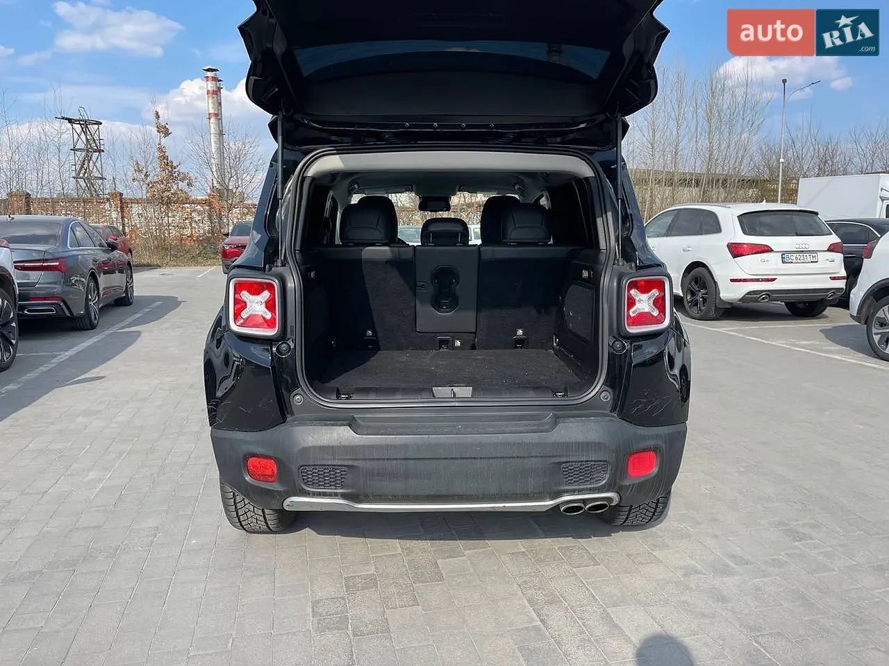 Jeep Renegade 2015 VIN ZACCJADT4FPC14688 фото оголошення 27 з 29