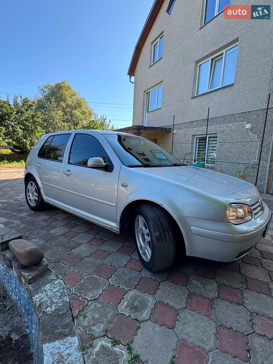Volkswagen Golf 2000 VIN WVWZZZ1JZYW714539 фото оголошення 2 з 9