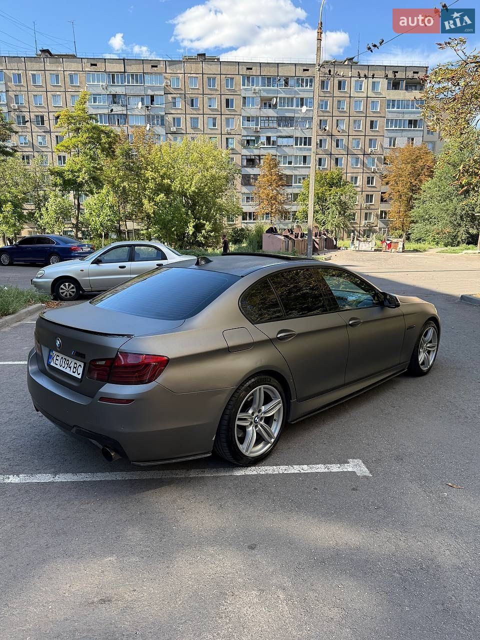 BMW 5 Series 2014 VIN WBA5B3C52FD541753 фото оголошення 2 з 18
