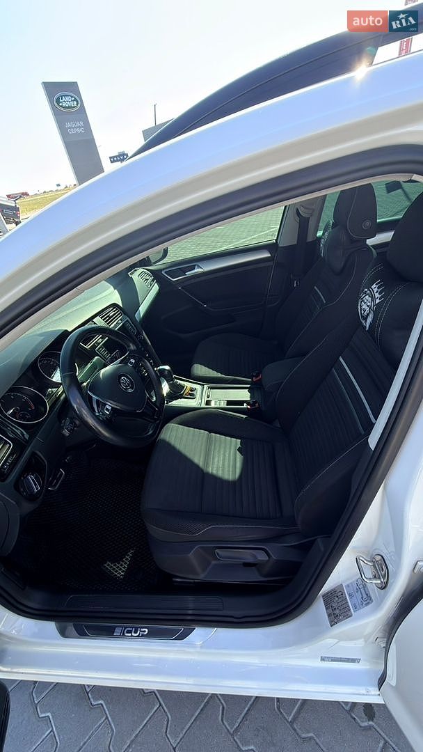 Volkswagen Golf 2014 VIN WVWZZZAUZFP512943 фото оголошення 11 з 21