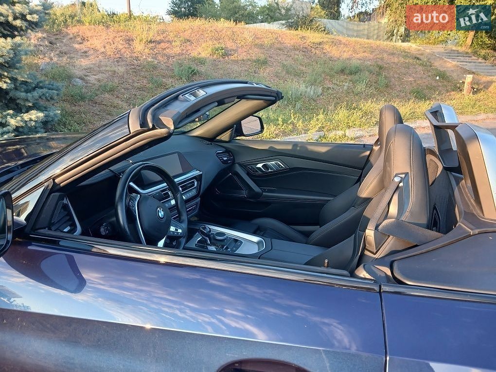 BMW Z4 2021 VIN WBAHF3C08MWX19804 фото оголошення 2 з 22