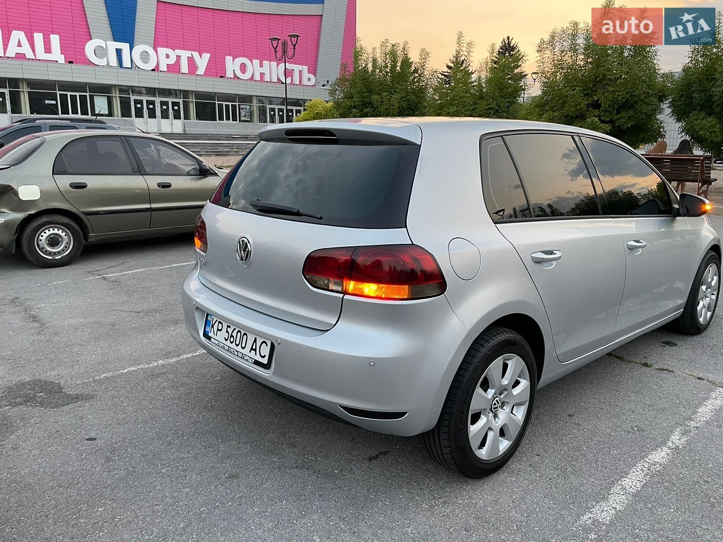 Volkswagen Golf 2010 VIN WVWZZZ1KZAW320500 фото оголошення 6 з 13