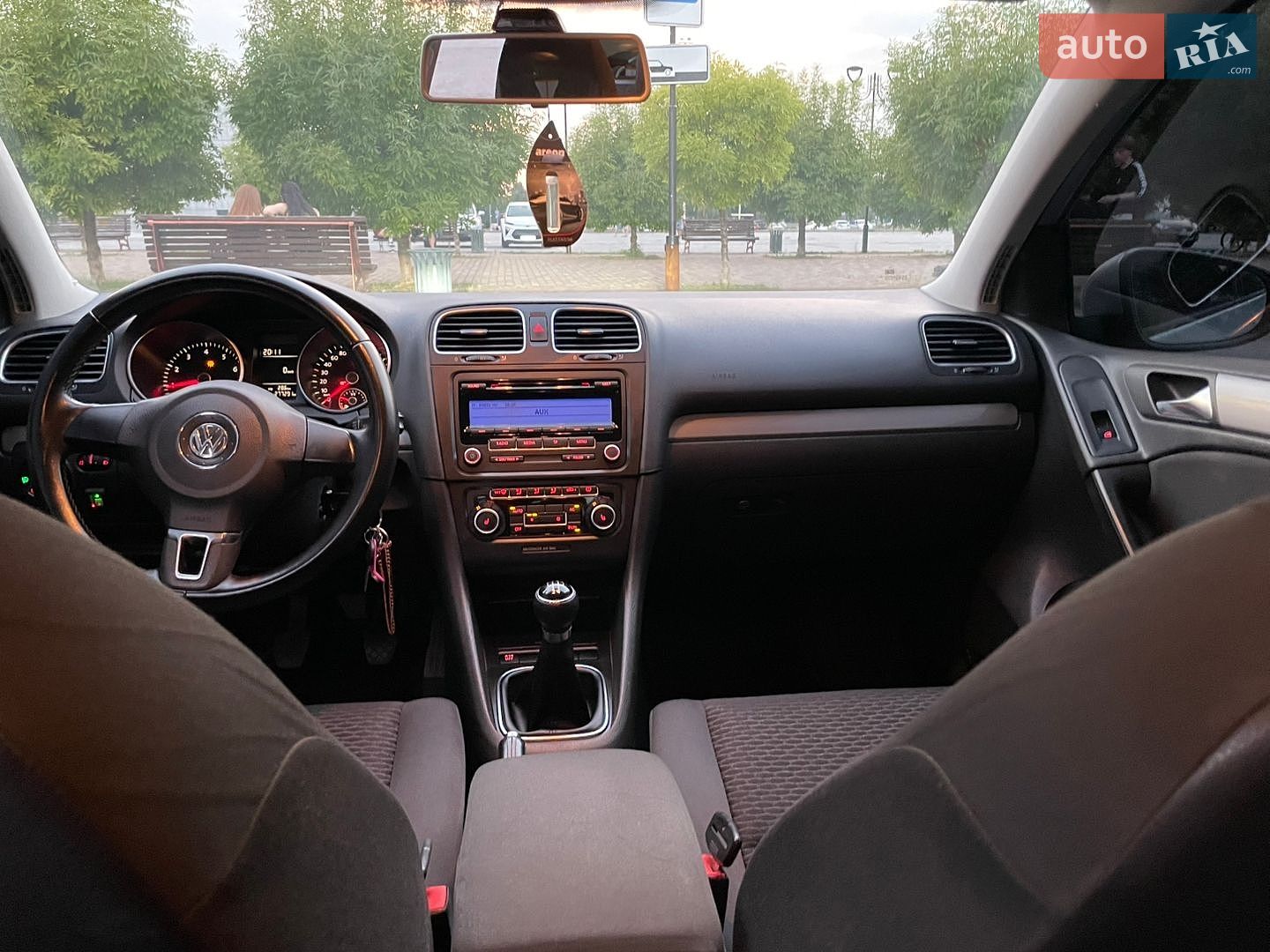 Volkswagen Golf 2010 VIN WVWZZZ1KZAW320500 фото оголошення 13 з 13
