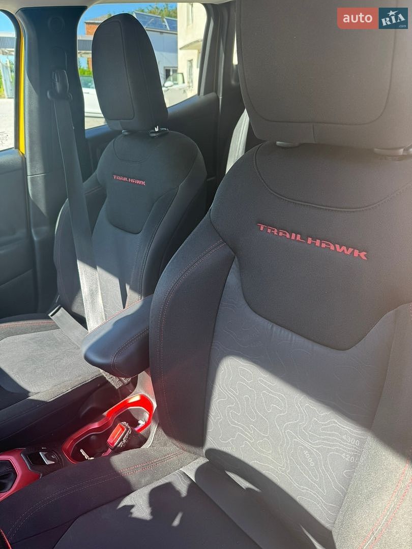 Jeep Renegade 2015 VIN ZACCJBCT0FPB54169 фото оголошення 21 з 34