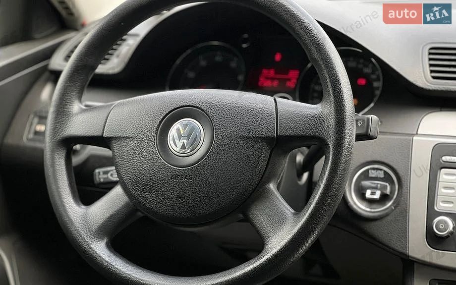 Volkswagen Passat 2005 VIN WVWZZZ3CZ6P065318 фото оголошення 7 з 16