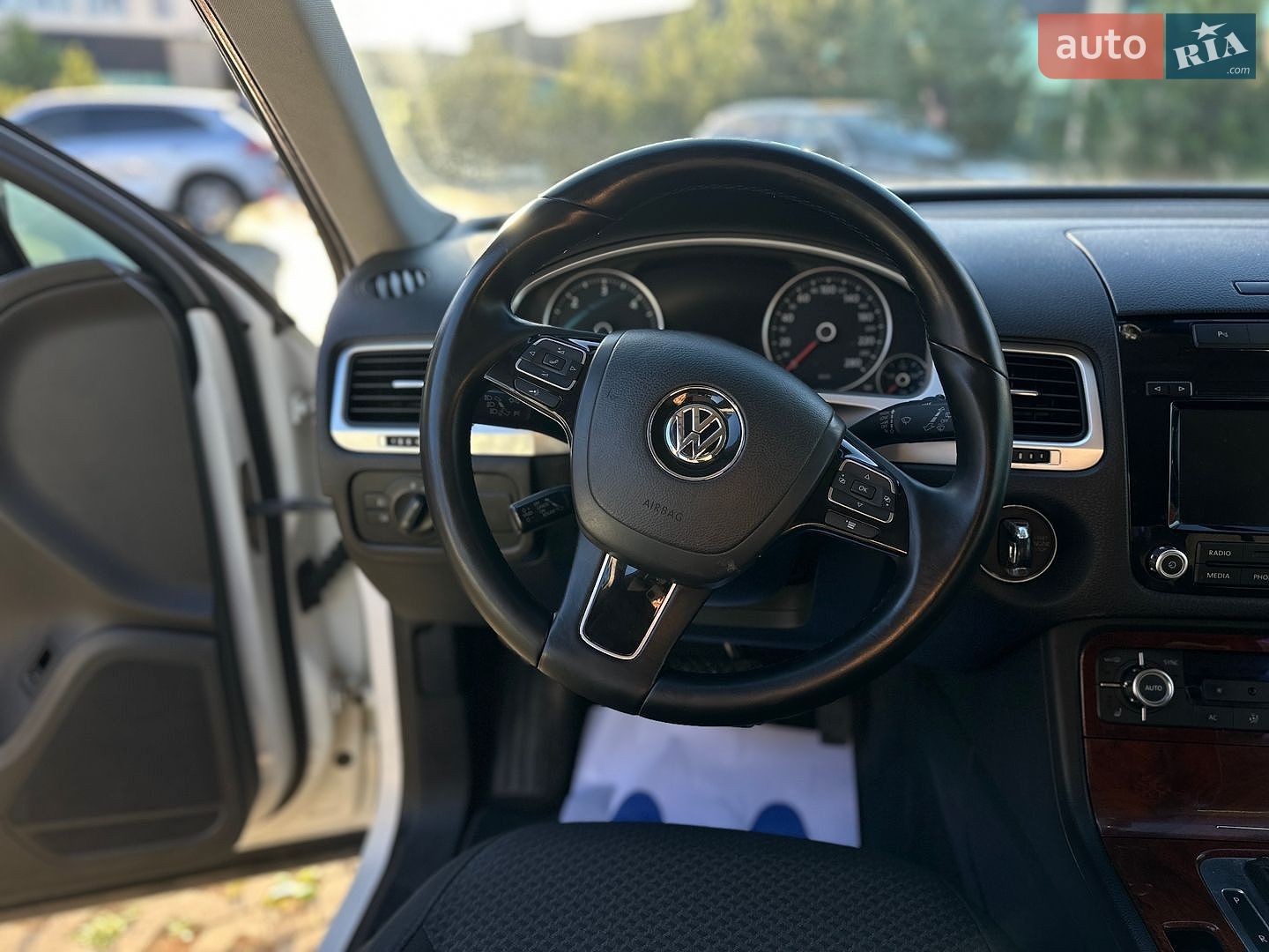 Volkswagen Touareg 2013 VIN WVGZZZ7PZDD040984 фото оголошення 17 з 26