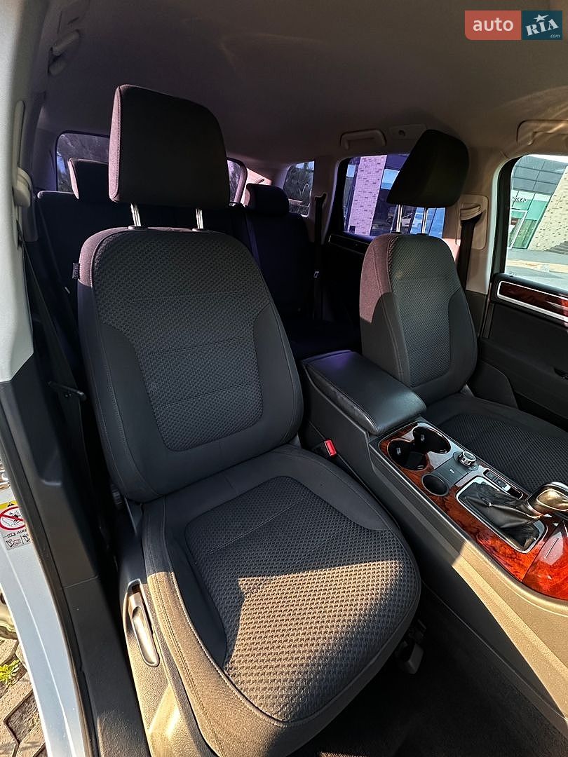 Volkswagen Touareg 2013 VIN WVGZZZ7PZDD040984 фото оголошення 25 з 26