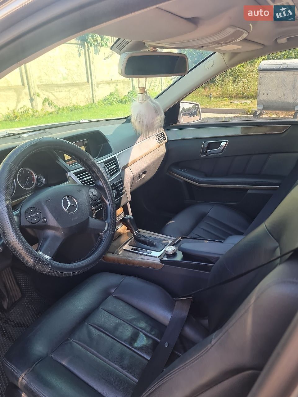 Mercedes-Benz E-Class 2010 VIN WDD2120021A166154 фото оголошення 3 з 8