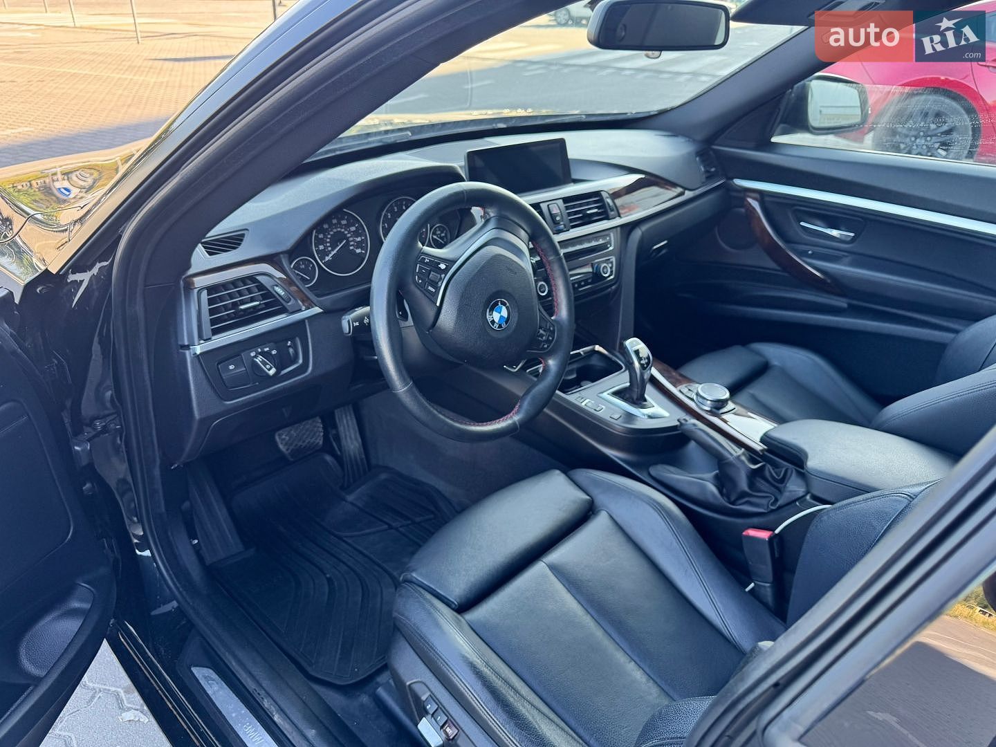BMW 3 Series GT 2015 VIN WBA8Z5C59GG500668 фото оголошення 10 з 26
