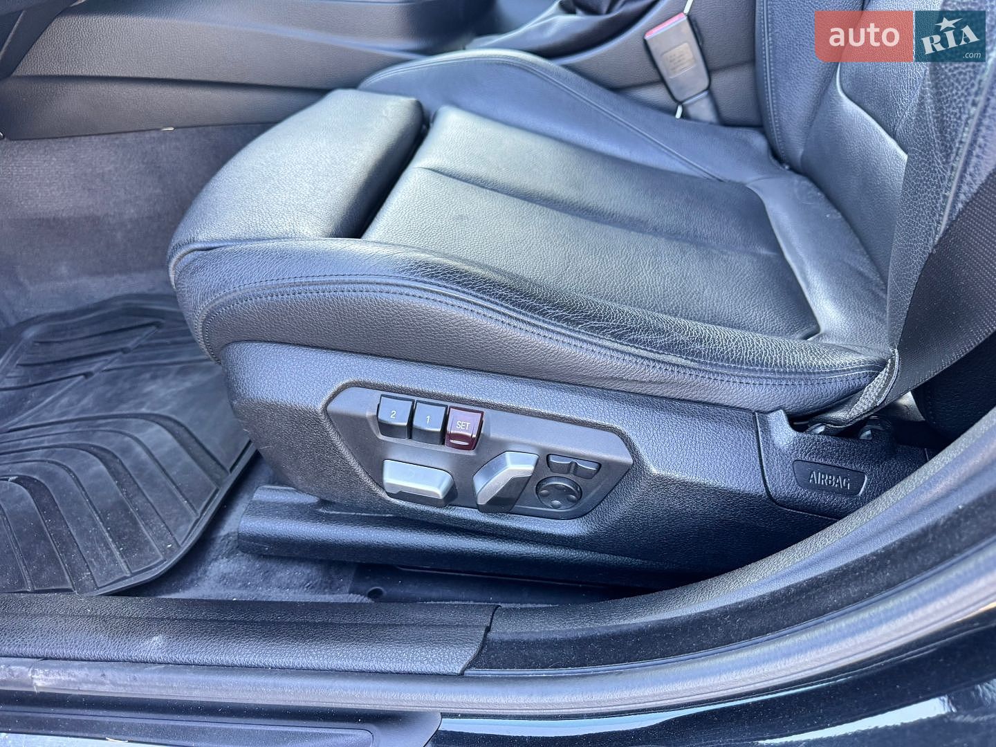 BMW 3 Series GT 2015 VIN WBA8Z5C59GG500668 фото оголошення 12 з 26