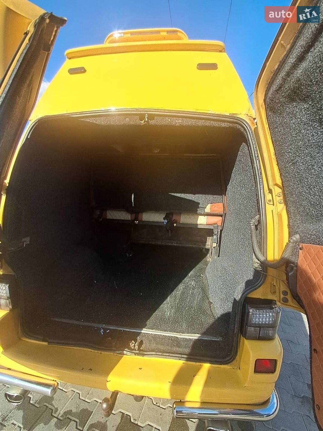 Volkswagen Transporter 2003 VIN WV1ZZZ70Z3H041180 фото оголошення 9 з 10