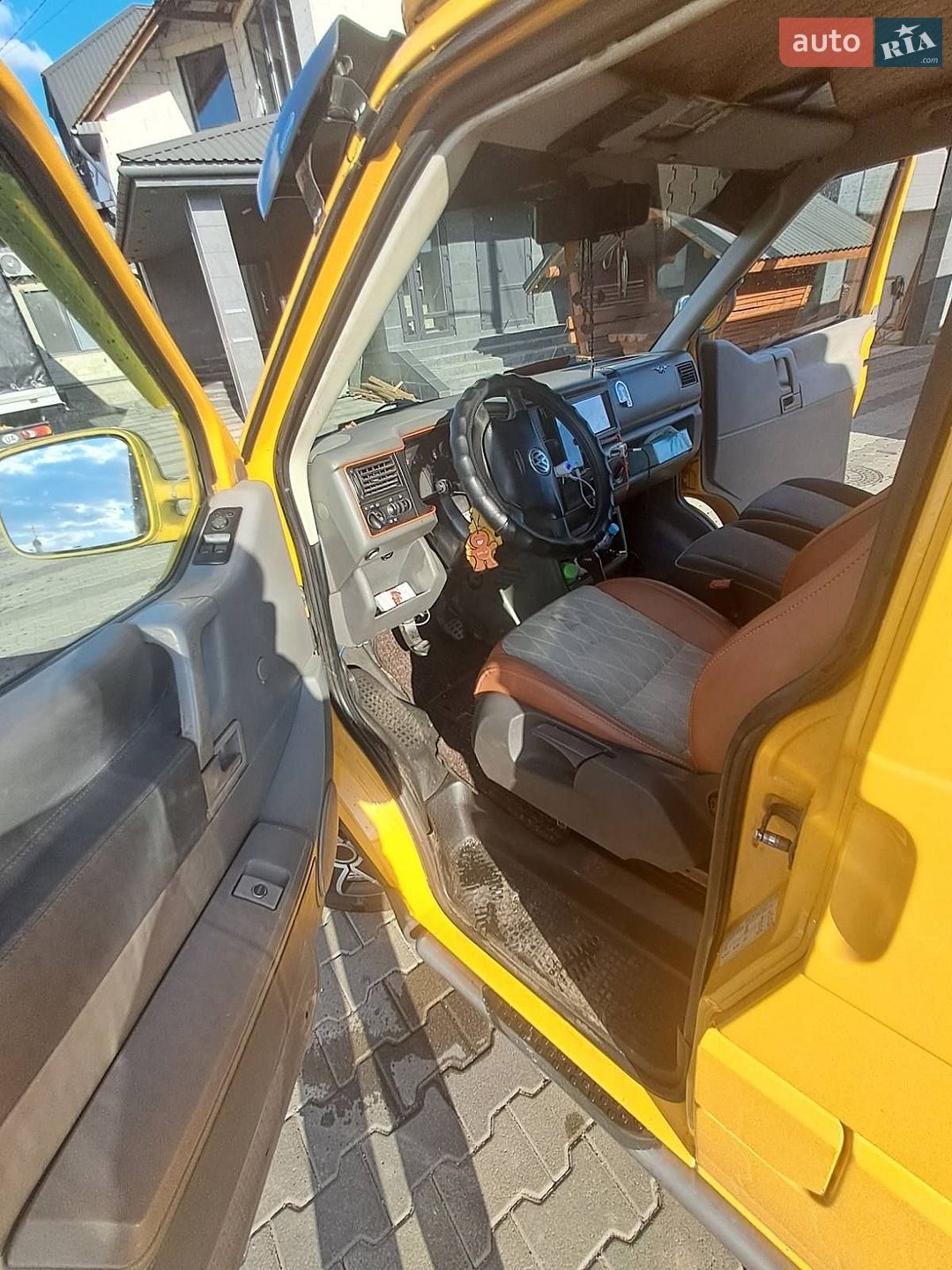 Volkswagen Transporter 2003 VIN WV1ZZZ70Z3H041180 фото оголошення 10 з 10
