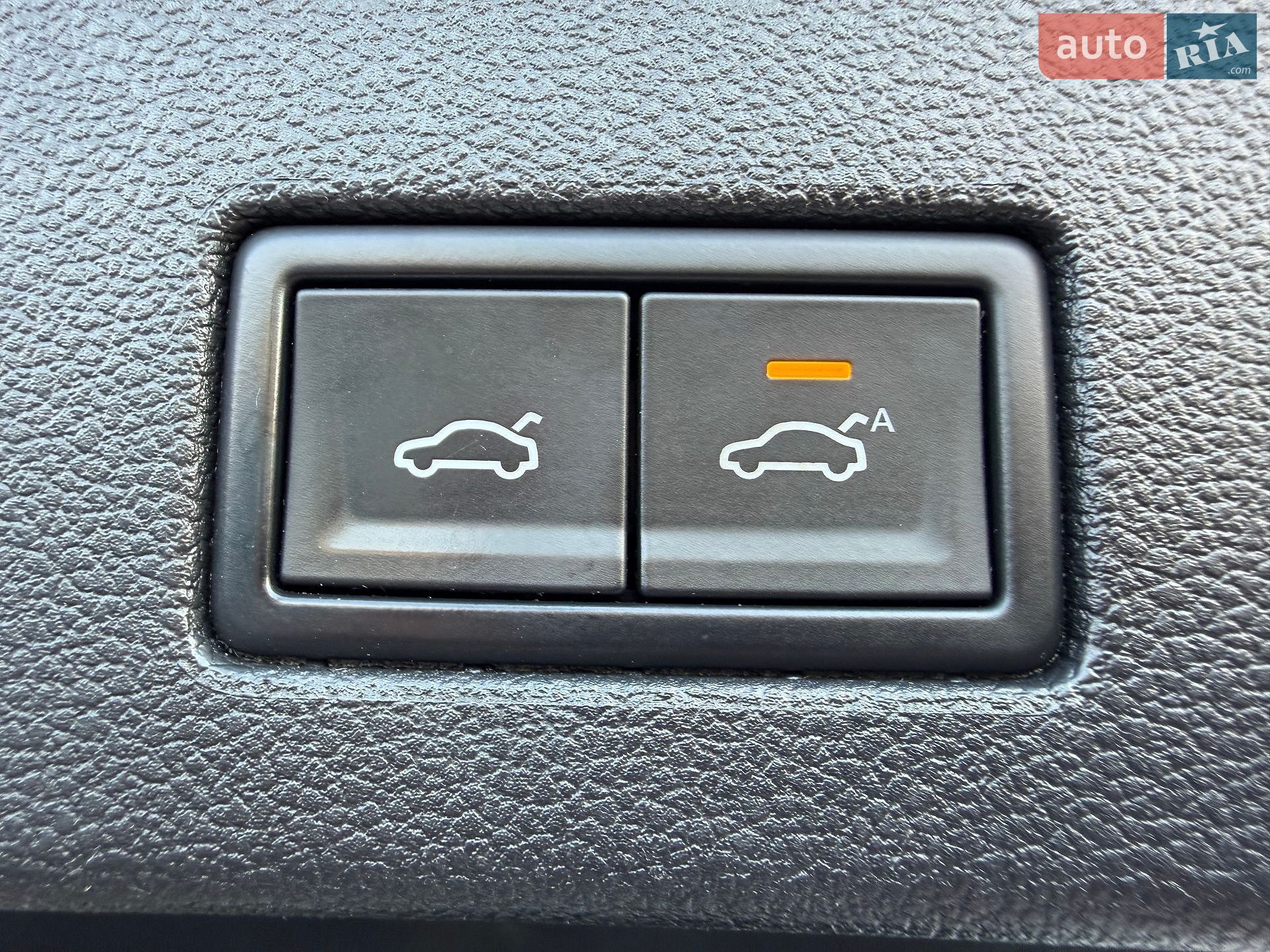 Volkswagen Touareg 2019 VIN WVGZZZCRZLD008985 фото оголошення 33 з 33
