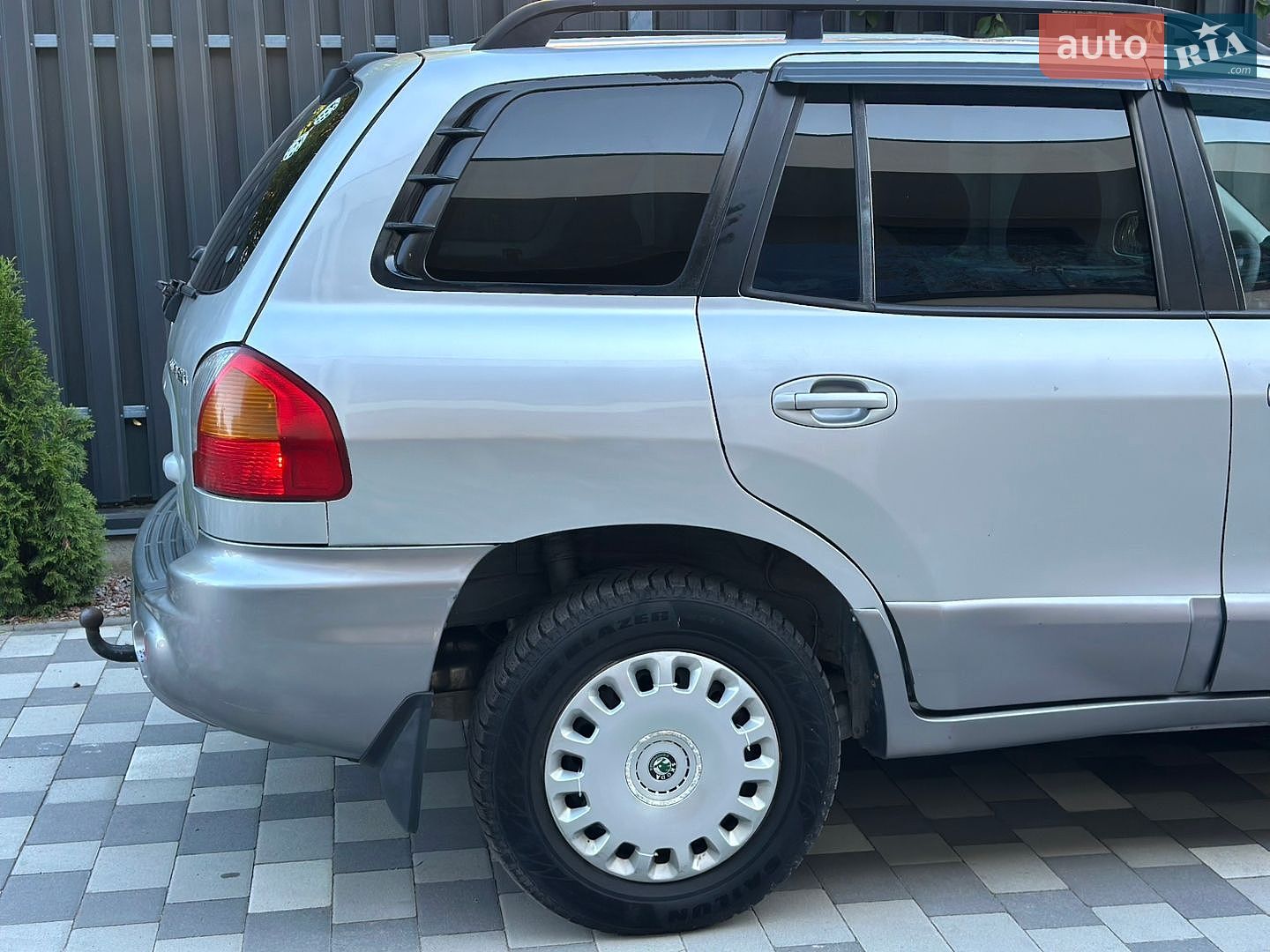 Hyundai Santa FE 2001 VIN KMHSC81AP1U029892 фото оголошення 3 з 37