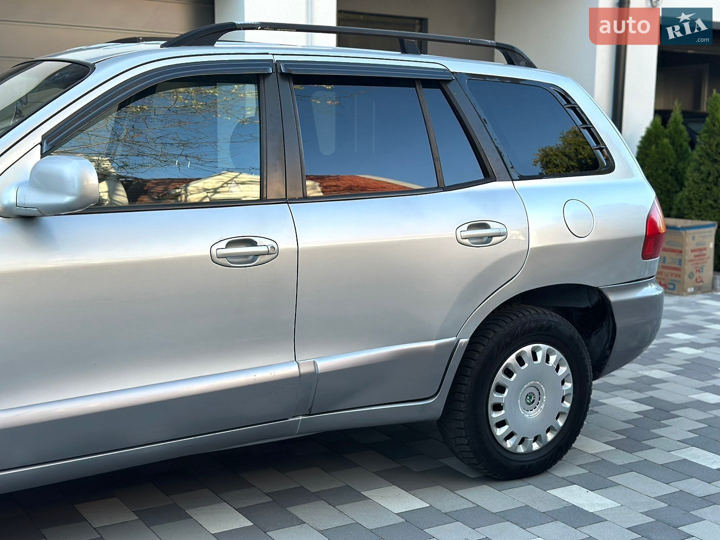Hyundai Santa FE 2001 VIN KMHSC81AP1U029892 фото оголошення 10 з 37