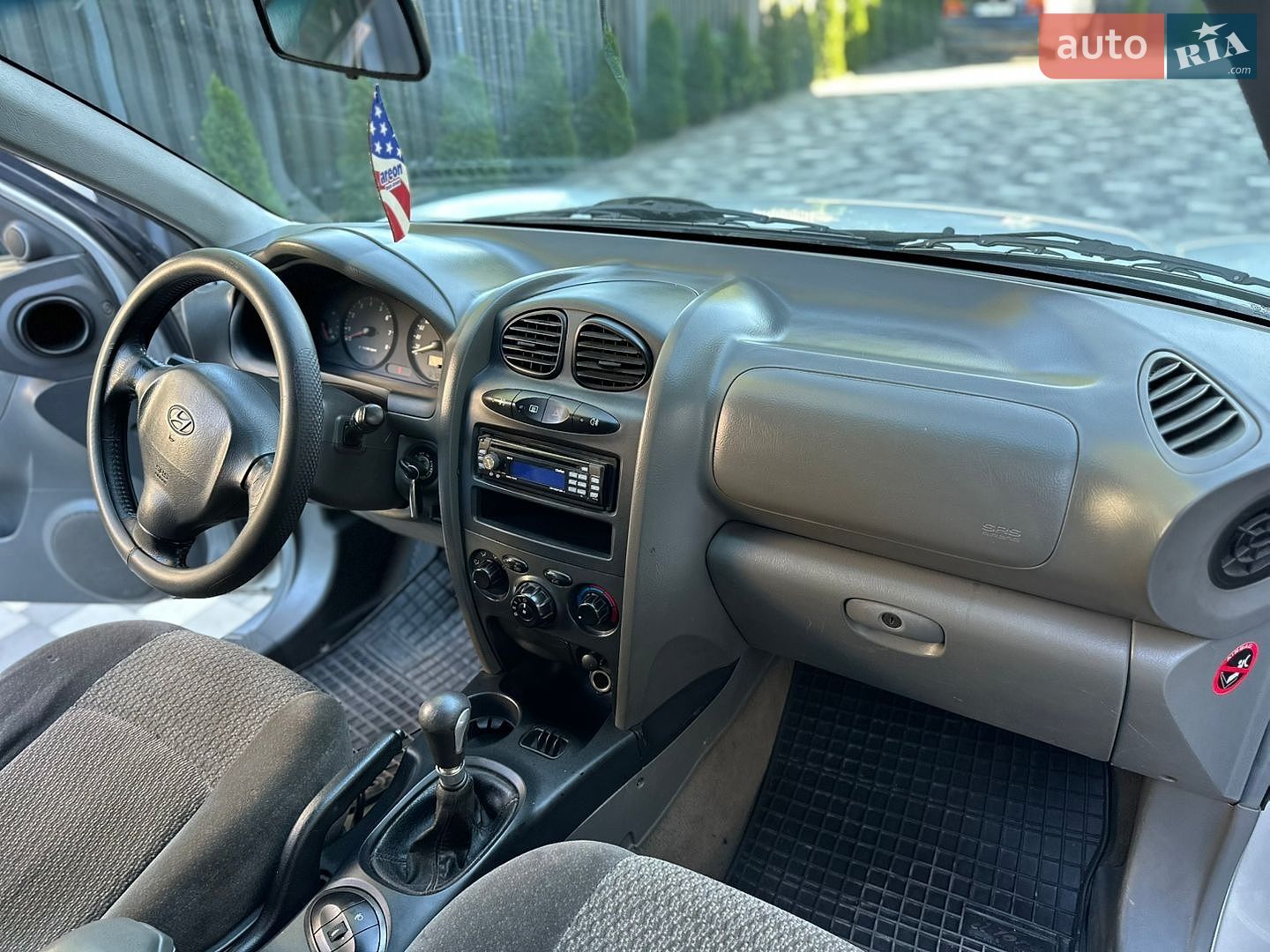 Hyundai Santa FE 2001 VIN KMHSC81AP1U029892 фото оголошення 21 з 37
