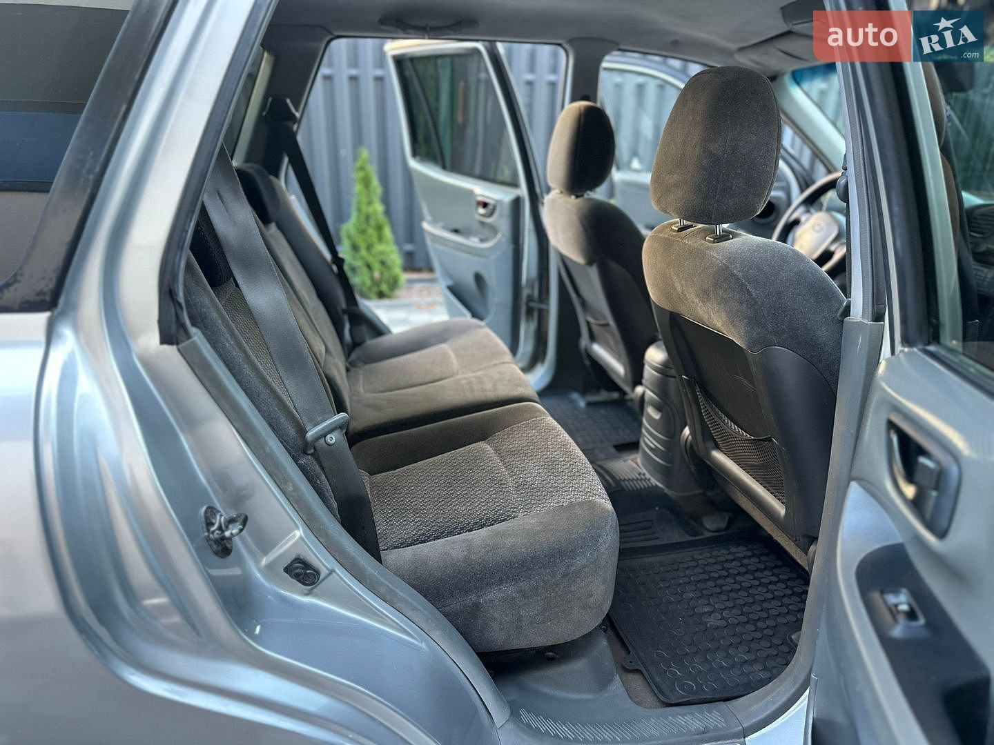 Hyundai Santa FE 2001 VIN KMHSC81AP1U029892 фото оголошення 30 з 37
