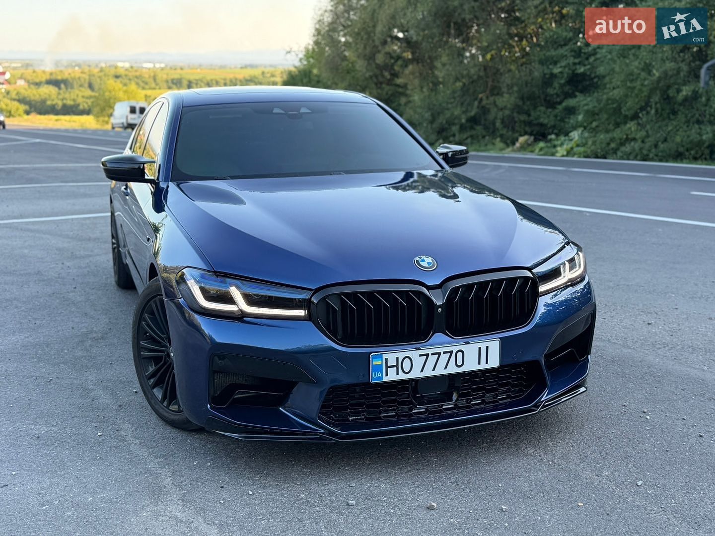 BMW 5 Series 2017 VIN WBAJE7C50JWC56319 фото оголошення 24 з 38
