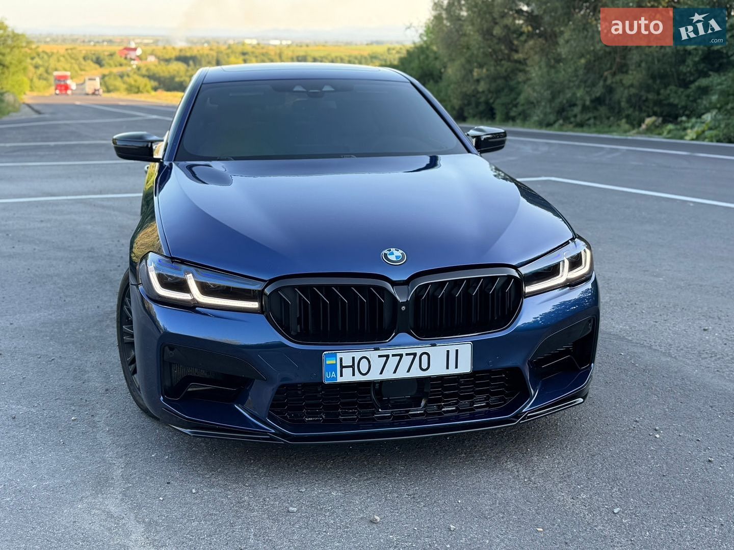 BMW 5 Series 2017 VIN WBAJE7C50JWC56319 фото оголошення 27 з 38