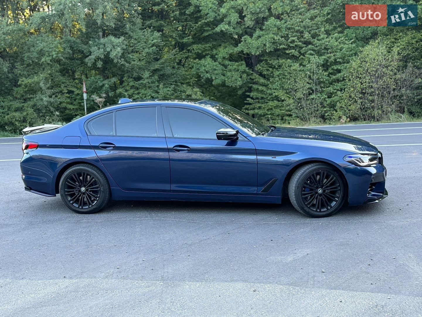 BMW 5 Series 2017 VIN WBAJE7C50JWC56319 фото оголошення 10 з 38