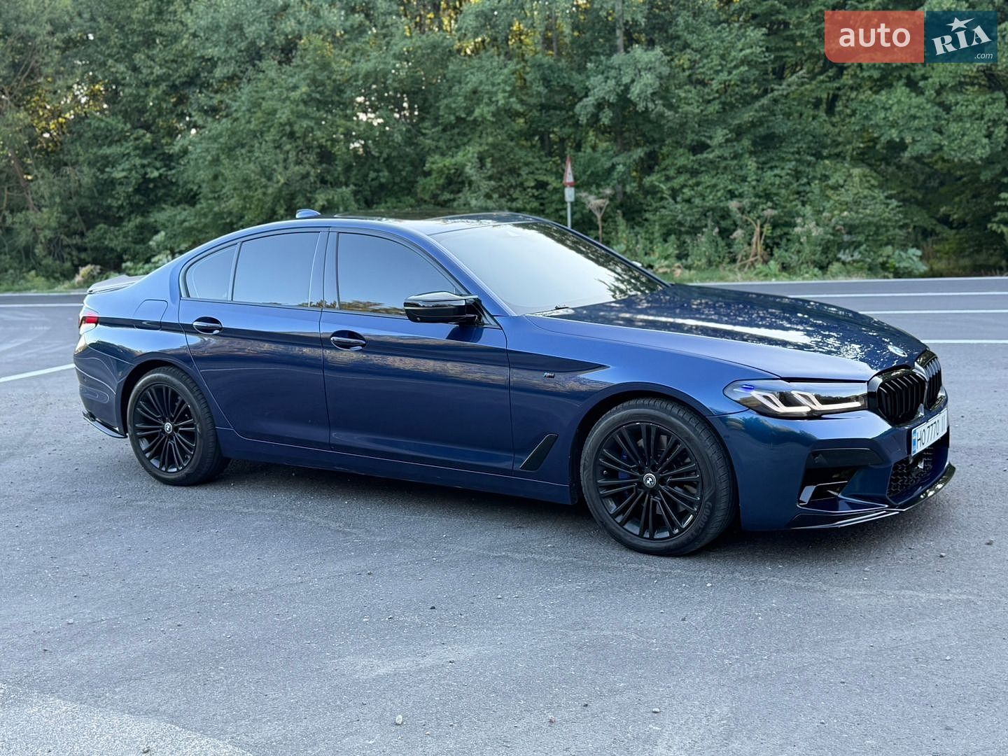 BMW 5 Series 2017 VIN WBAJE7C50JWC56319 фото оголошення 15 з 38