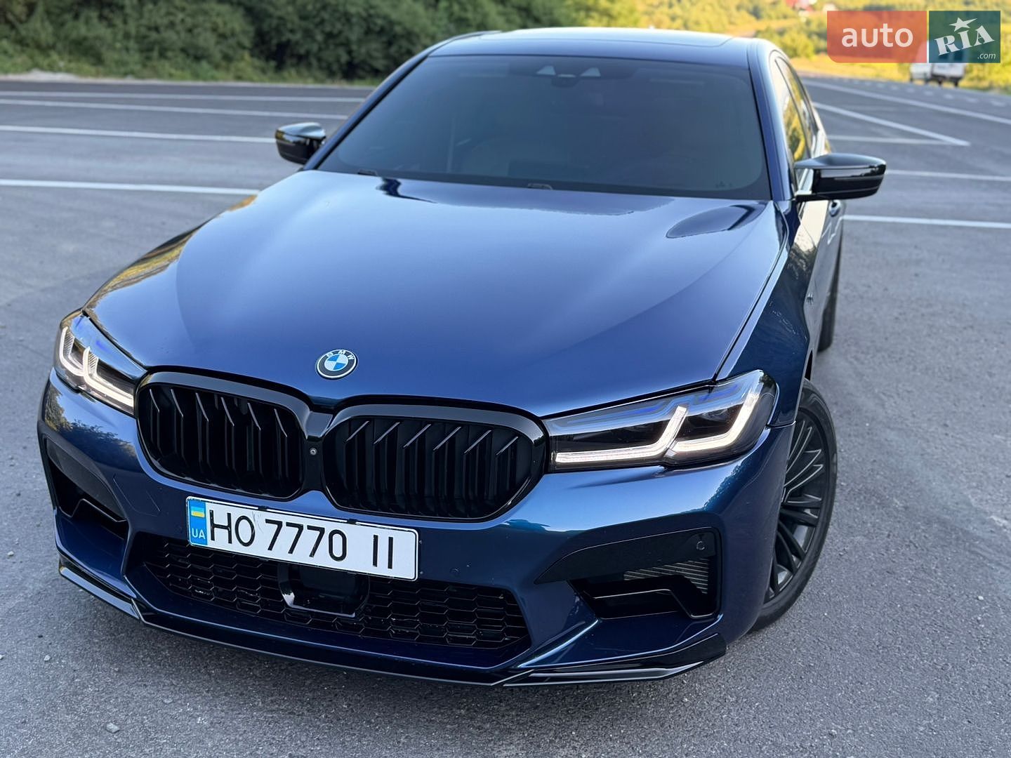 BMW 5 Series 2017 VIN WBAJE7C50JWC56319 фото оголошення 30 з 38