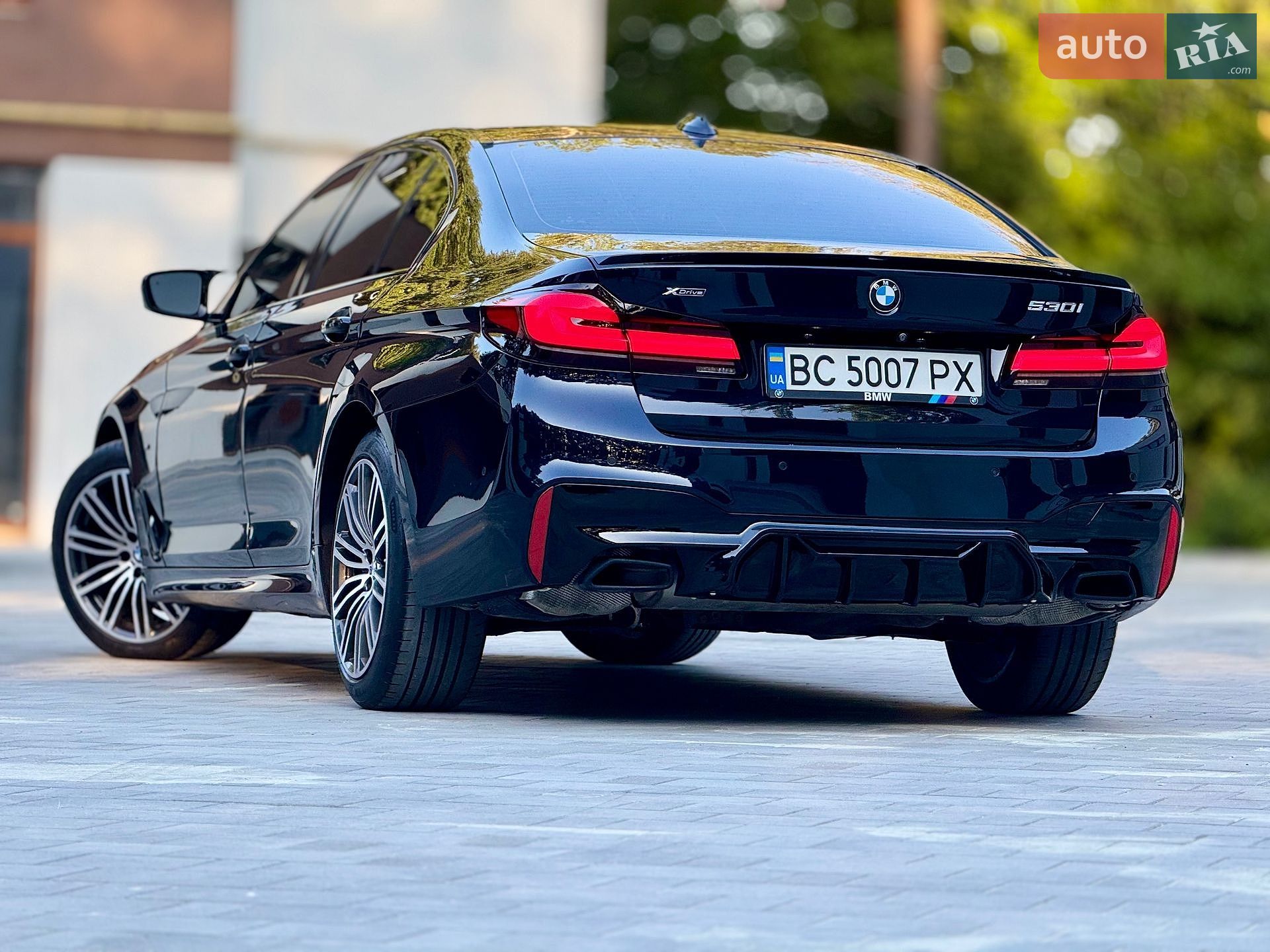 BMW 5 Series 2017 VIN WBAJA7C37HG905044 фото оголошення 22 з 122
