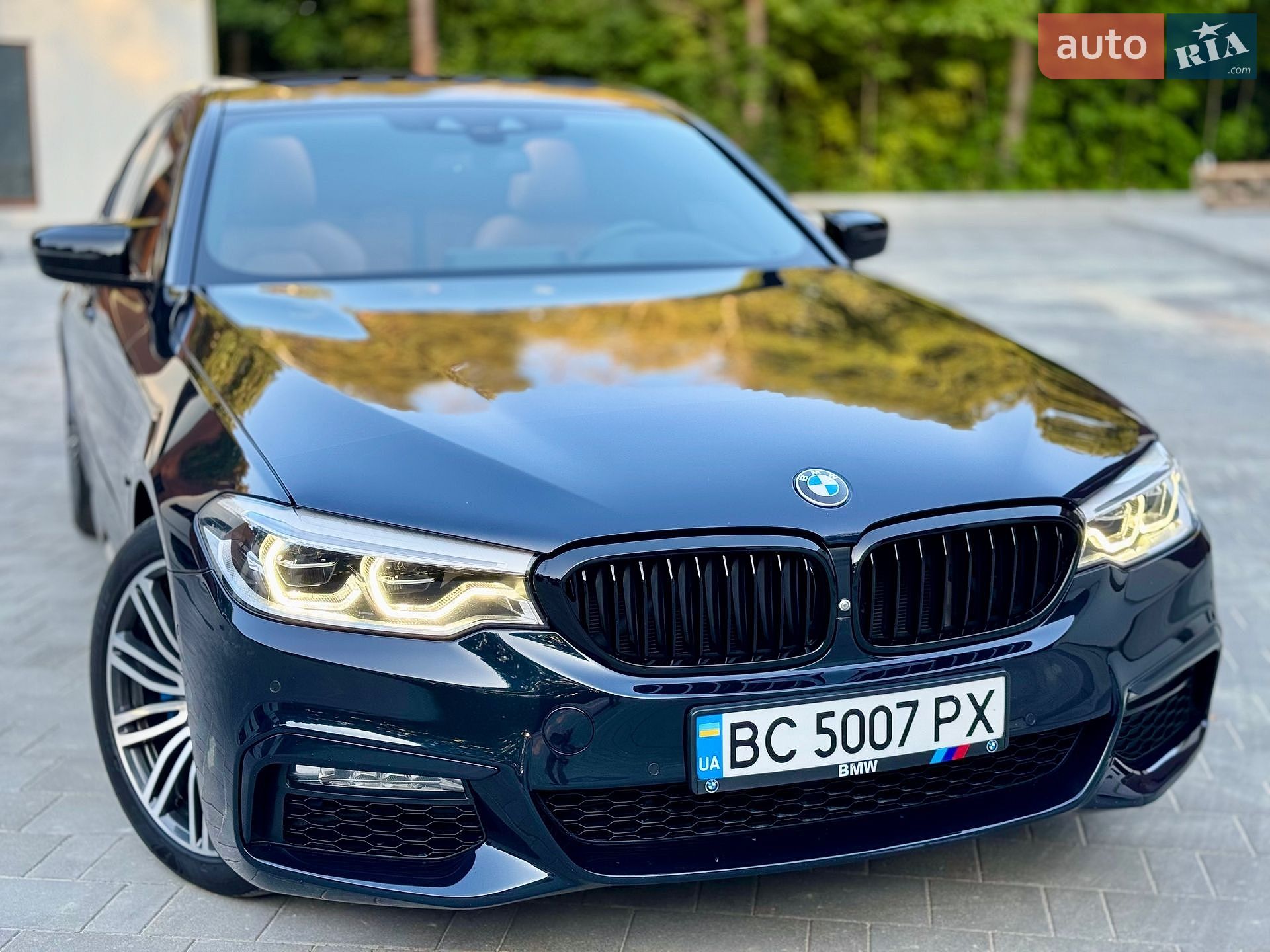 BMW 5 Series 2017 VIN WBAJA7C37HG905044 фото оголошення 36 з 122