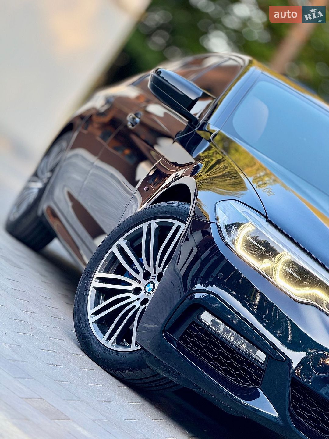 BMW 5 Series 2017 VIN WBAJA7C37HG905044 фото оголошення 38 з 122