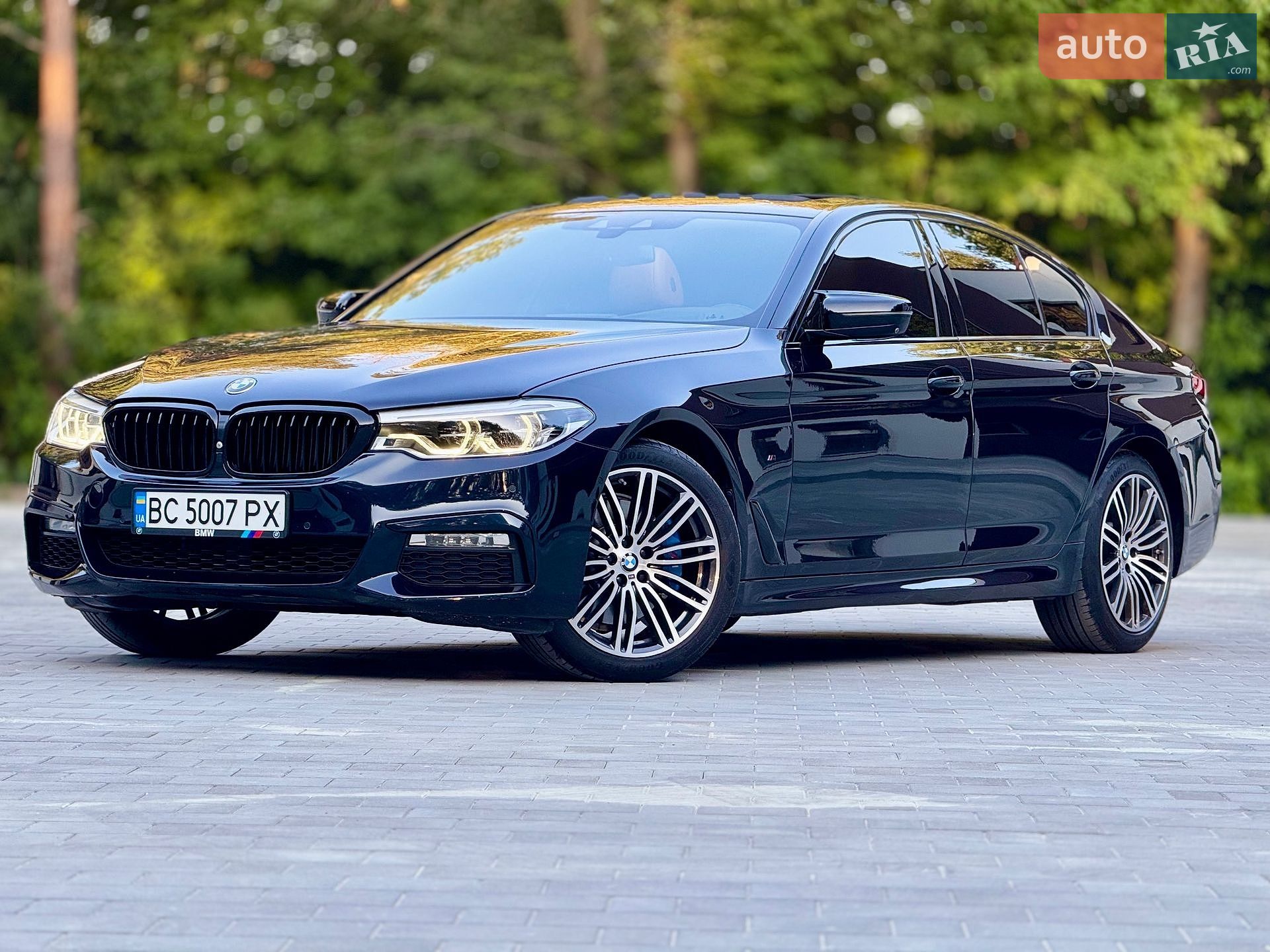BMW 5 Series 2017 VIN WBAJA7C37HG905044 фото оголошення 40 з 122