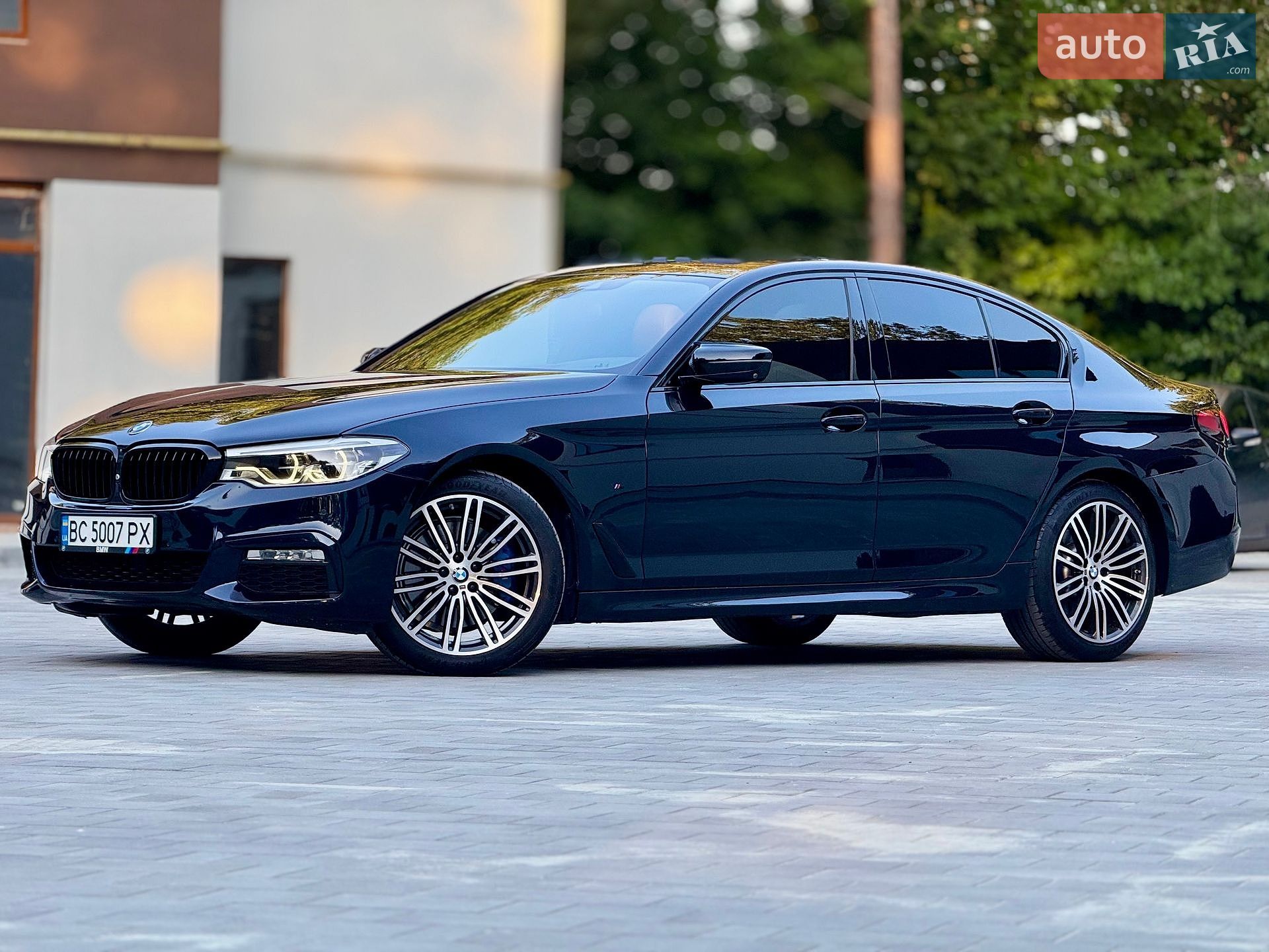 BMW 5 Series 2017 VIN WBAJA7C37HG905044 фото оголошення 41 з 122