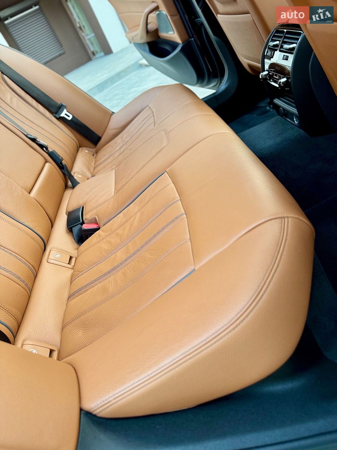 BMW 5 Series 2017 VIN WBAJA7C37HG905044 фото оголошення 94 з 122