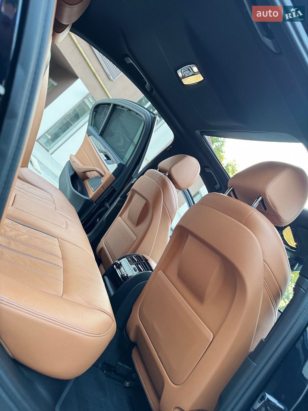 BMW 5 Series 2017 VIN WBAJA7C37HG905044 фото оголошення 97 з 122