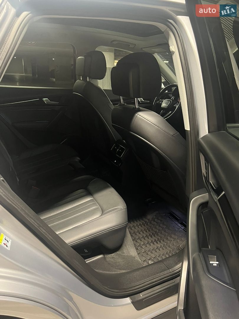 Audi Q5 2018 VIN WA1BNAFY4J2238074 фото оголошення 16 з 21