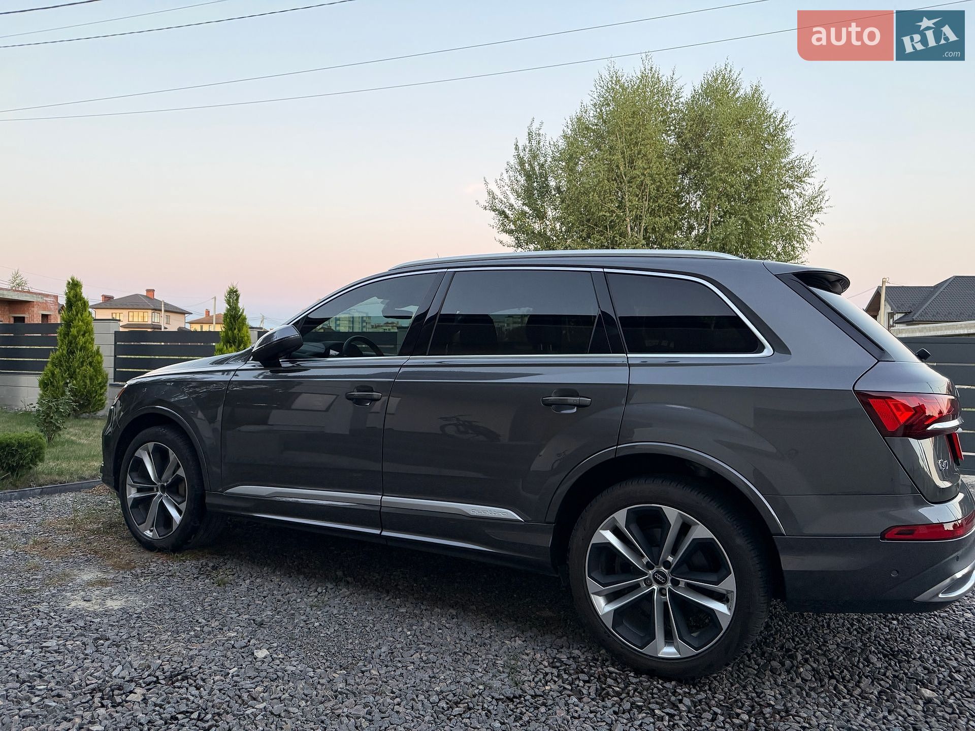 Audi Q7 2020 VIN WA1LXAF72LD004285 фото оголошення 11 з 30