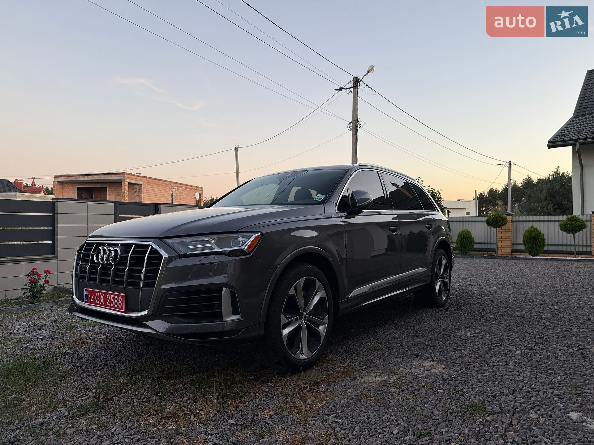Audi Q7 2020 VIN WA1LXAF72LD004285 фото оголошення 14 з 30