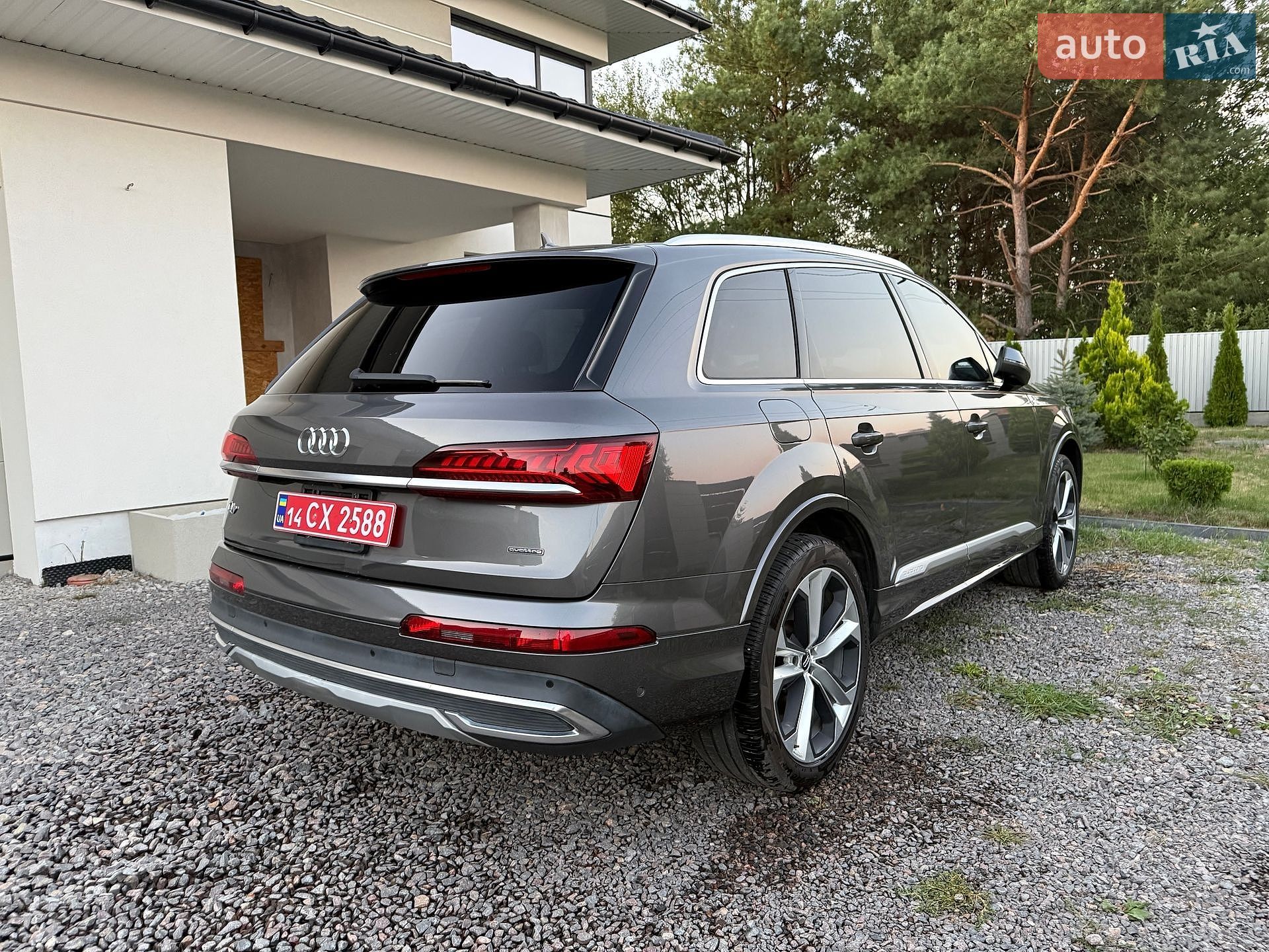 Audi Q7 2020 VIN WA1LXAF72LD004285 фото оголошення 8 з 30