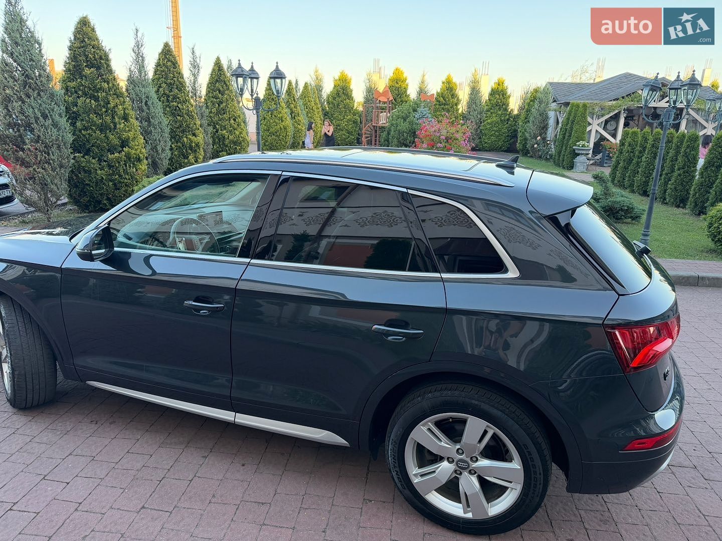 Audi Q5 2018 VIN WA1BNAFY0J2236614 фото оголошення 12 з 114