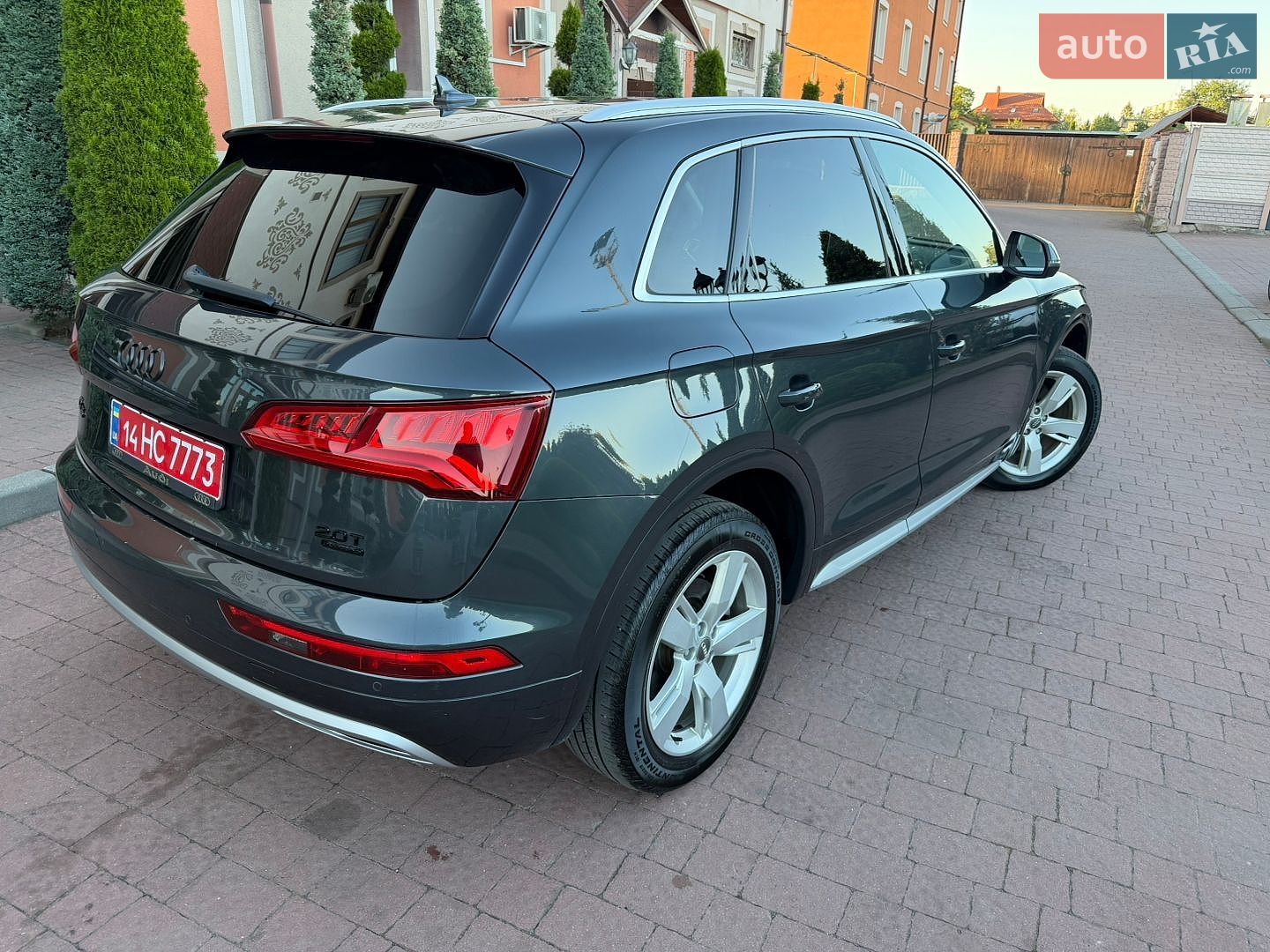 Audi Q5 2018 VIN WA1BNAFY0J2236614 фото оголошення 20 з 114