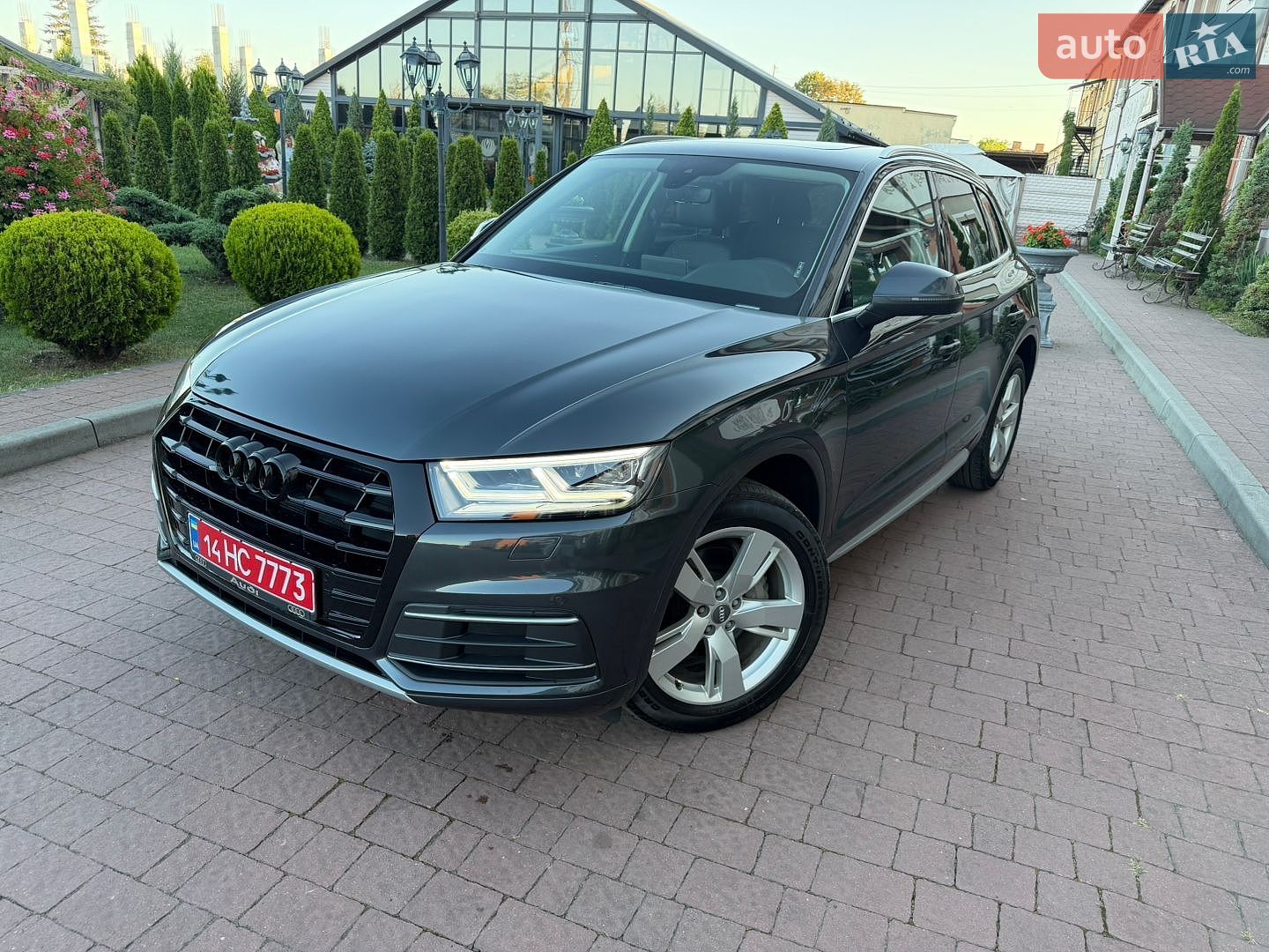 Audi Q5 2018 VIN WA1BNAFY0J2236614 фото оголошення 41 з 114