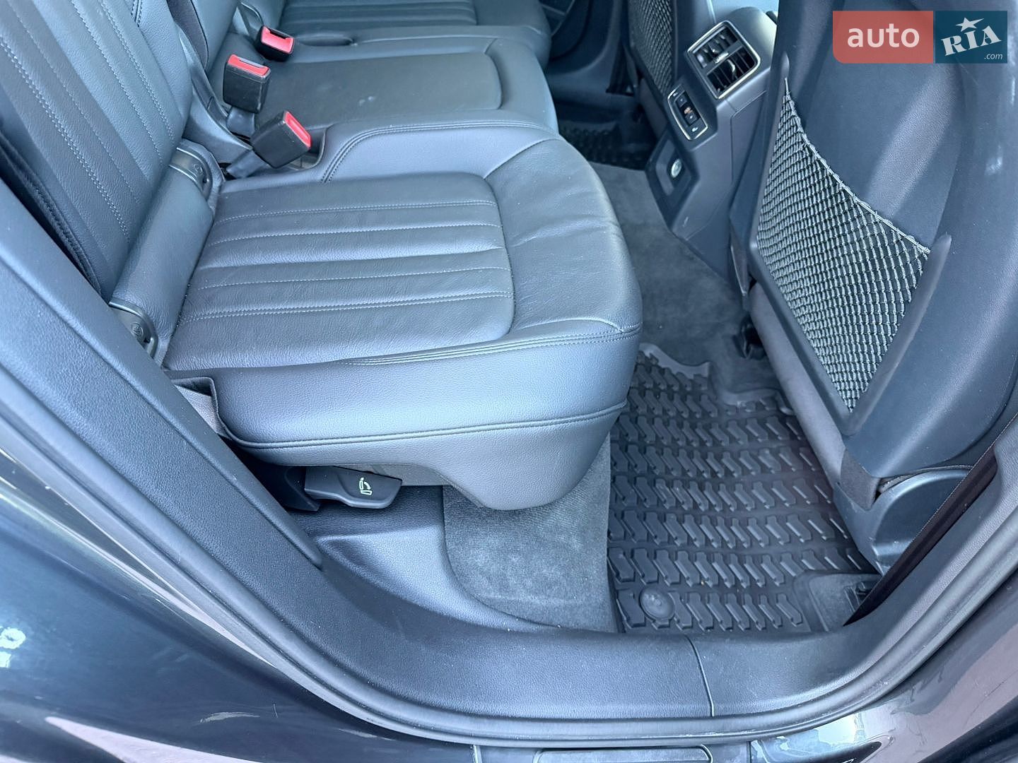 Audi Q5 2018 VIN WA1BNAFY0J2236614 фото оголошення 58 з 114