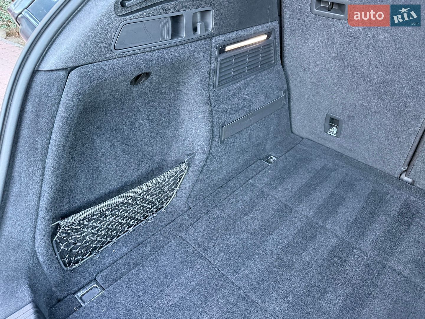 Audi Q5 2018 VIN WA1BNAFY0J2236614 фото оголошення 64 з 114
