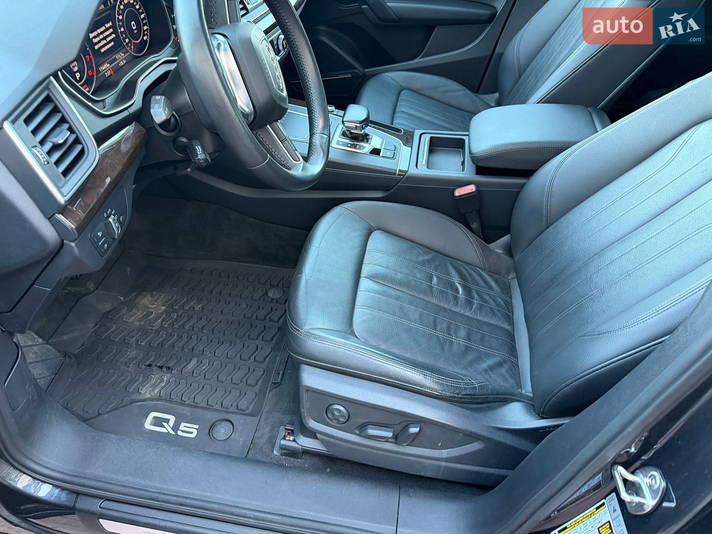 Audi Q5 2018 VIN WA1BNAFY0J2236614 фото оголошення 71 з 114