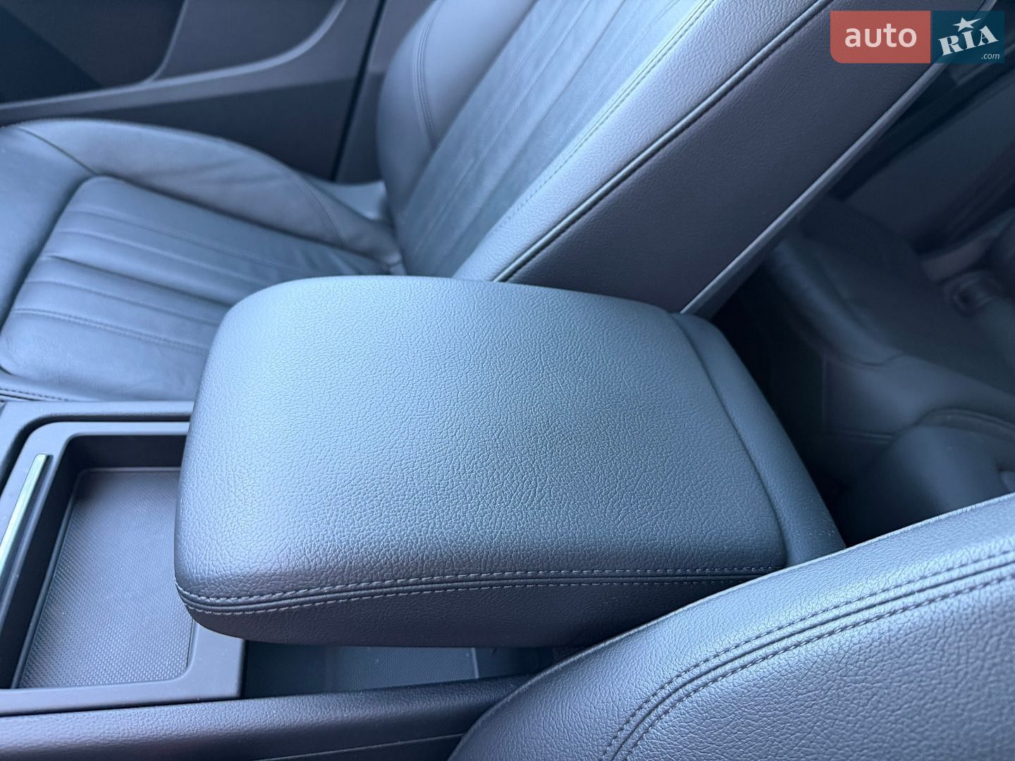 Audi Q5 2018 VIN WA1BNAFY0J2236614 фото оголошення 82 з 114