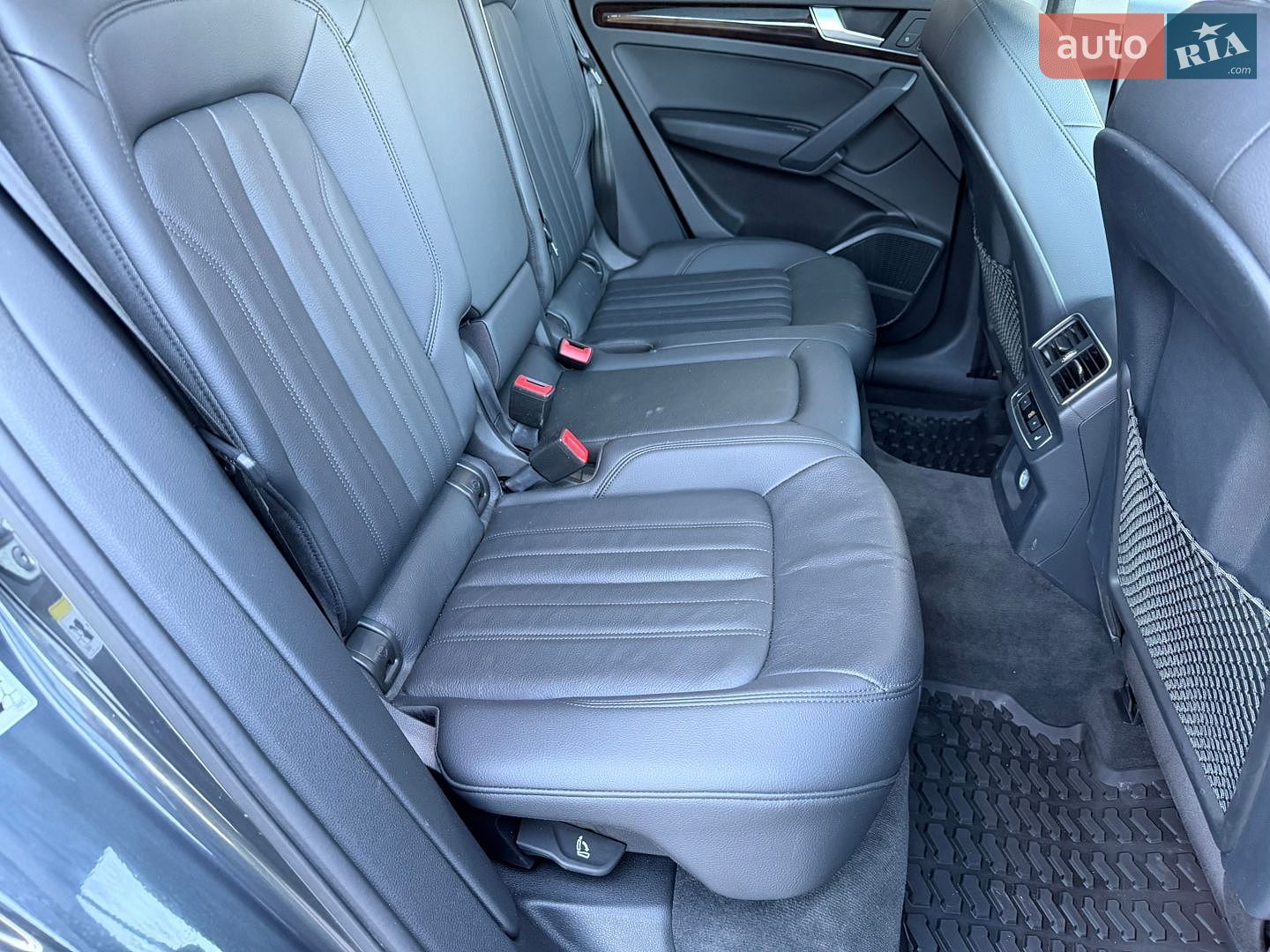 Audi Q5 2018 VIN WA1BNAFY0J2236614 фото оголошення 96 з 114
