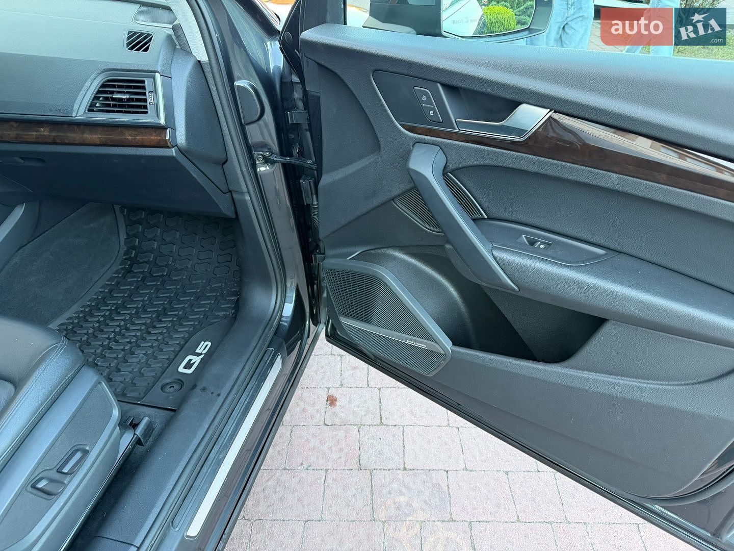 Audi Q5 2018 VIN WA1BNAFY0J2236614 фото оголошення 97 з 114